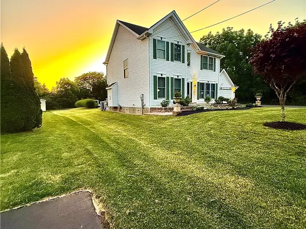 255 Watson Rd, Fairport, NY 14450