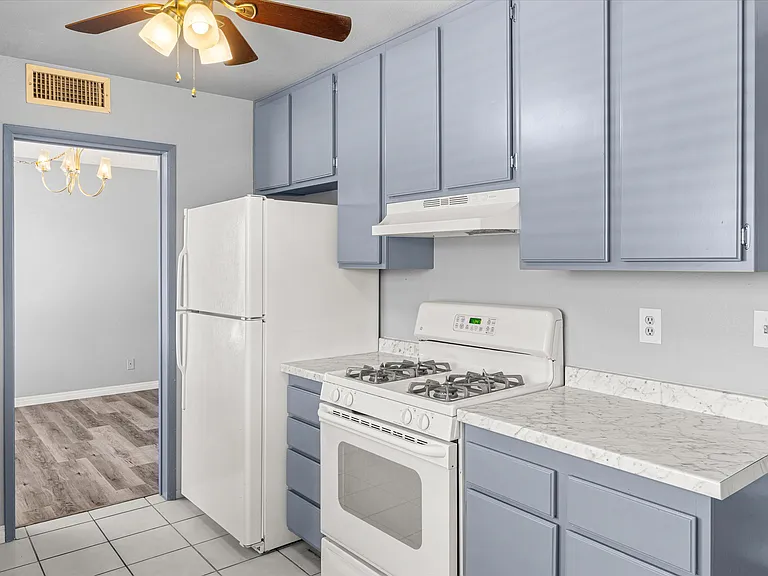 6951 Wedgewood Way — Photo 10