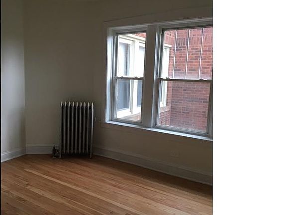 4th image of 6627 S Greenwood Ave #2