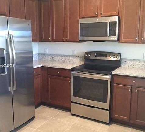 3rd image of 10620 NW 88th St #0000