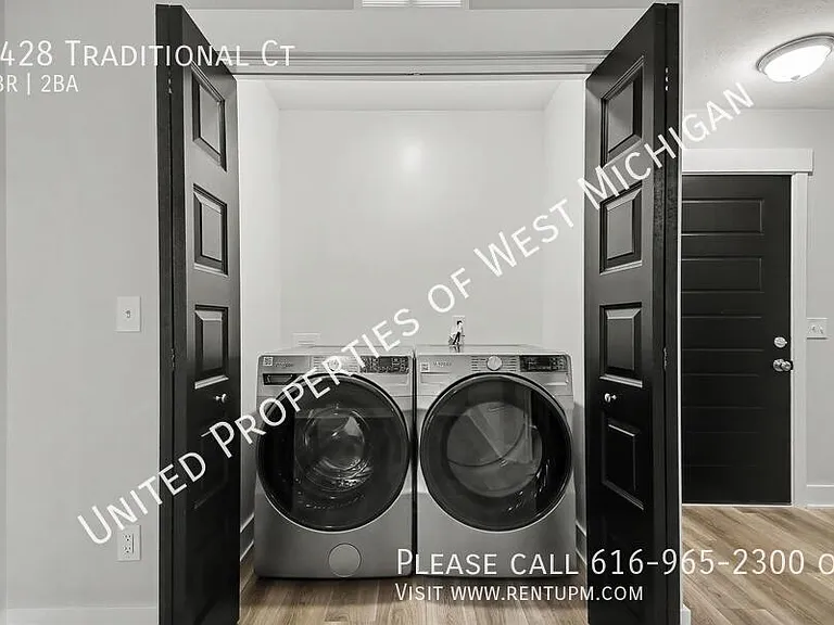 7428 Traditional Ct — Photo 13