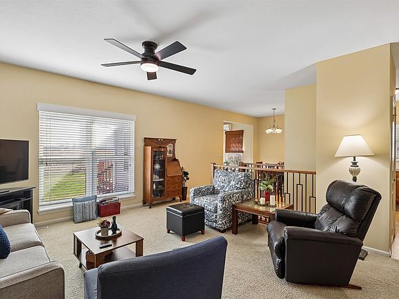 4th image of 222 Oak Tree Dr