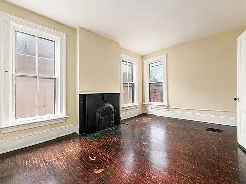 41 King Ave #D — Photo 14