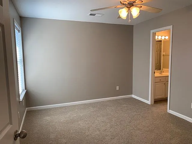1433 Island Town Dr — Photo 14