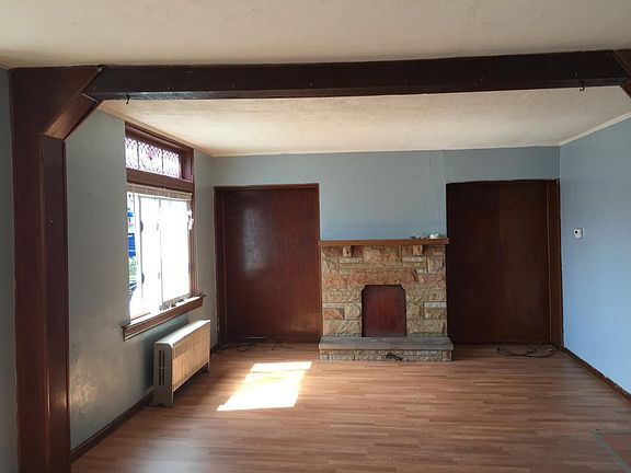 Living room/family room