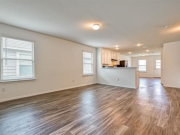 5th image of 2614 Lapwing Dr