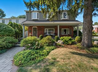 12 Wenonah Dr, Mississauga, ON L5G 3W1