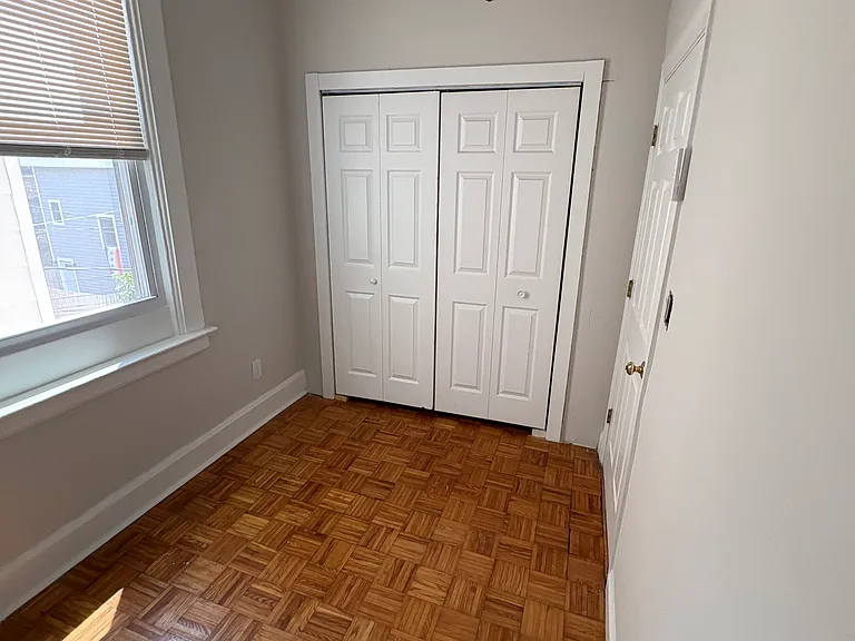 1113 W Wellington Ave #1 — Photo 10