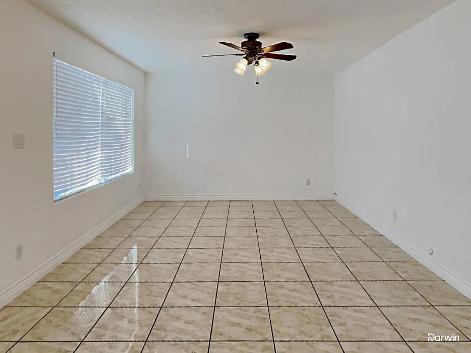 3 bed, 2.0 bath, 1593 sqft, $2,015 — Photo 4