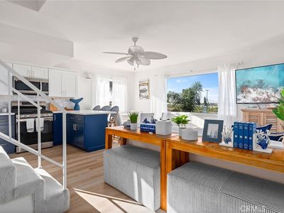 20C Pacific Ave, Surfside, CA, 90743