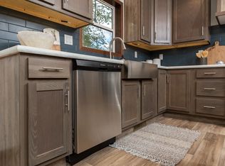 913 Elm St, Mandan, ND 58554