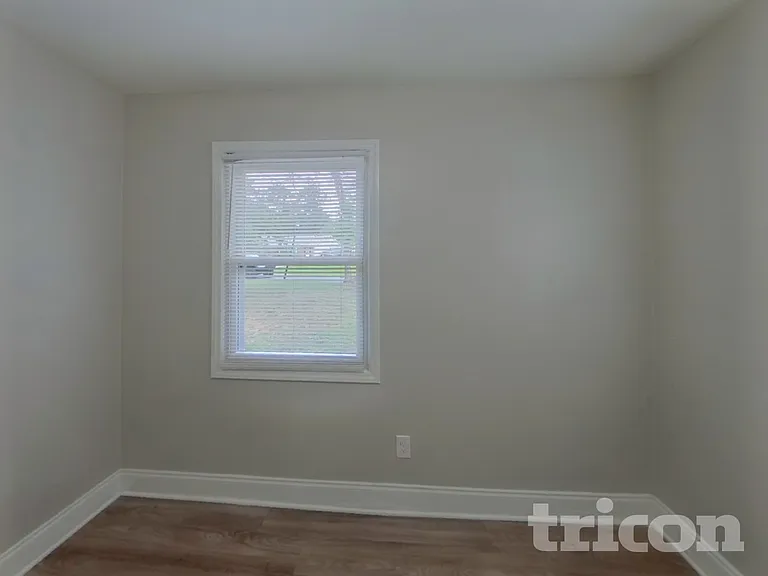 8717 Timbercrest Cir — Photo 11