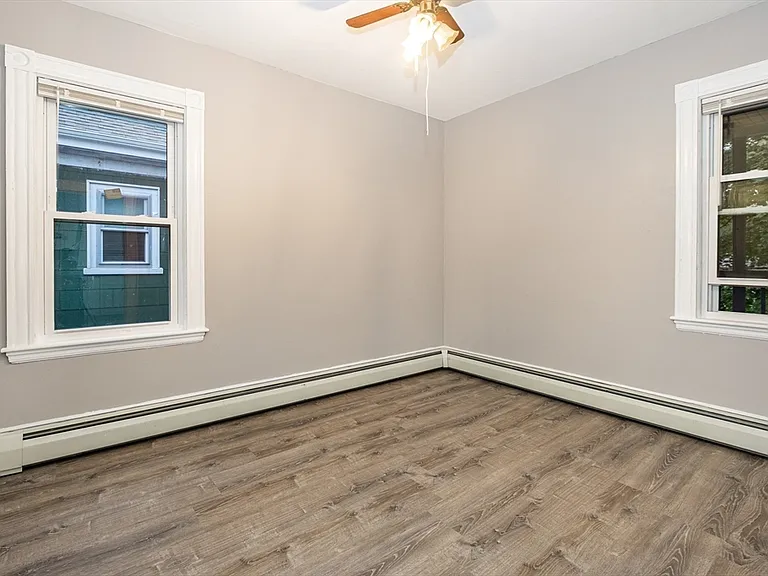 7 Mulford St #3 — Photo 5
