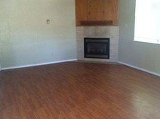 2434 N 2nd St, Fresno, CA