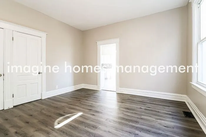 2030 Mackoy St — Photo 5