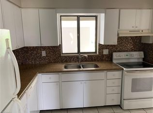 515 Pennview Ave, Lehigh Acres, FL 33936