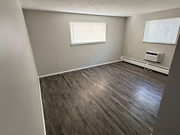 3rd image of 1451 Macon St #204