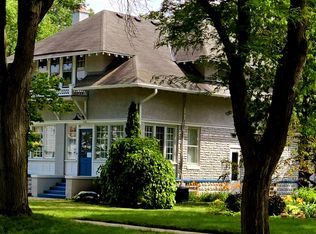 505 W Labelle Ave, Oconomowoc, WI 53066