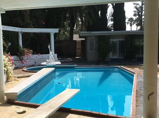 19511 Vintage St #3, Northridge, CA 91324