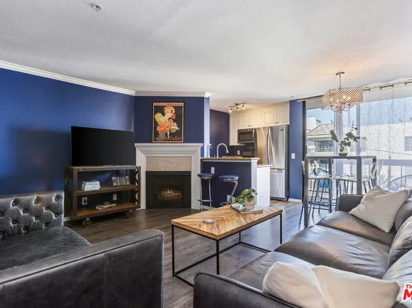 7320 Hawthorn Ave APT 215, Los Angeles, CA 90046