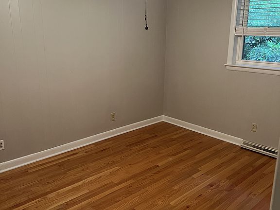 2nd image of 210 N May St #11288487