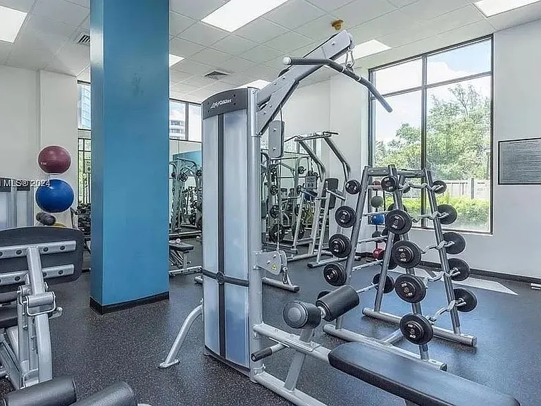 100 Bayview Dr #1825 — Photo 5