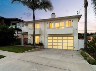 1305 11th St, Manhattan Beach, CA 90266