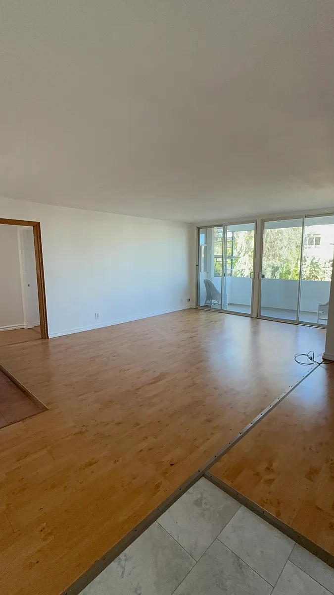 Building Photo - 519 California Ave #201