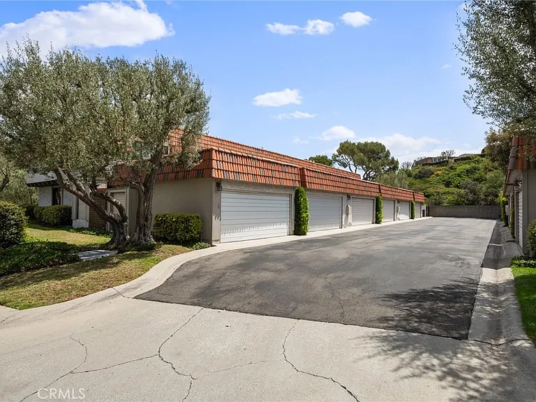 27932 Ridgebrook Ct — Photo 18