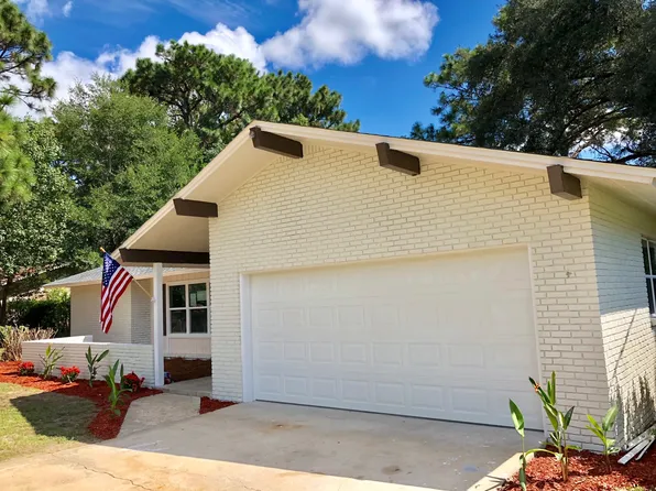 38 James Dr, Shalimar, FL 32579