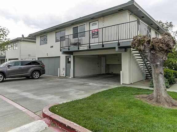 3rd image of 5565 Spinnaker Dr APT 4
