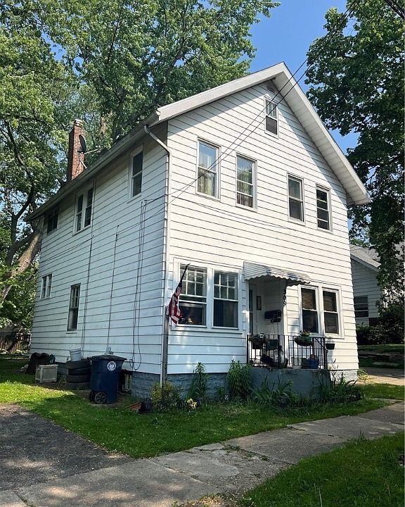 1st image of 309 The Brooklands Ave