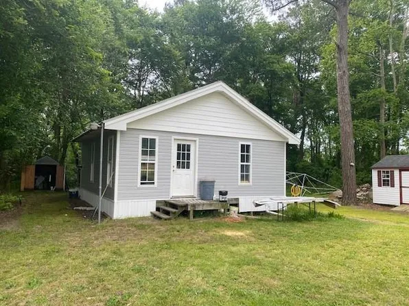 5339 Blue Point Dr, Horntown, VA 23395