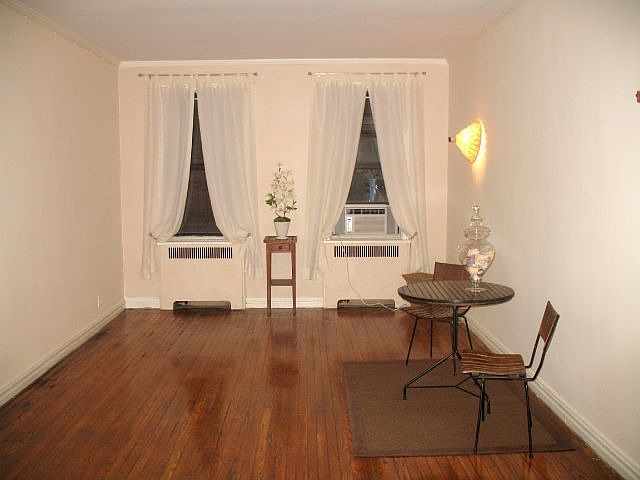 1st image of 3006 29th St APT 3K