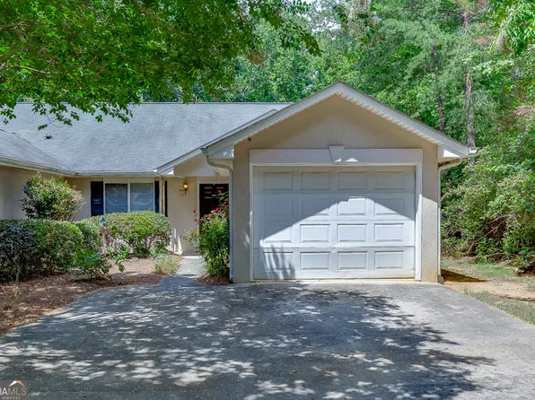 3963 Hidden Hollow Dr, Gainesville, GA 30506