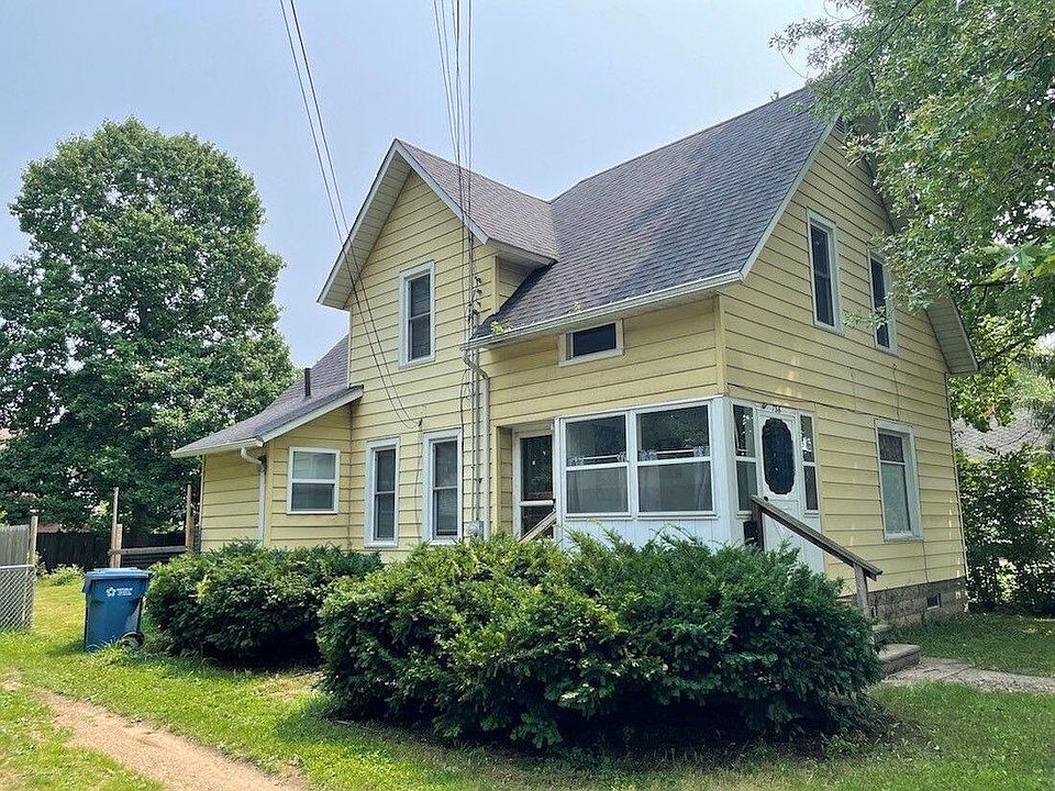 1st image of 136 N Berkley St