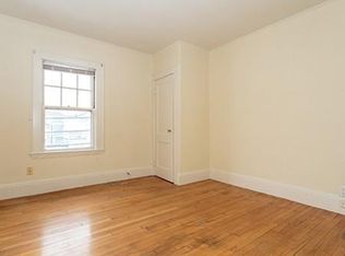 30 Ash St #1, Waltham, MA 02453