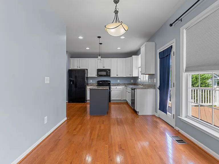 17231 Library Blvd — Photo 20