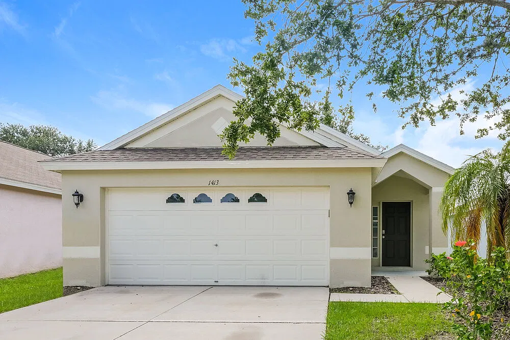 3 bed, 2.0 bath, 1335 sqft, $3,470 — Photo 1