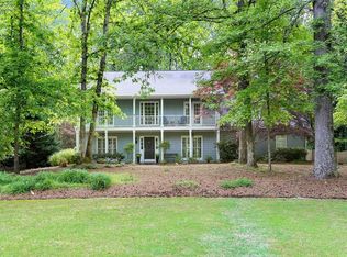 2475 Roxburgh Dr, Roswell, GA 30076