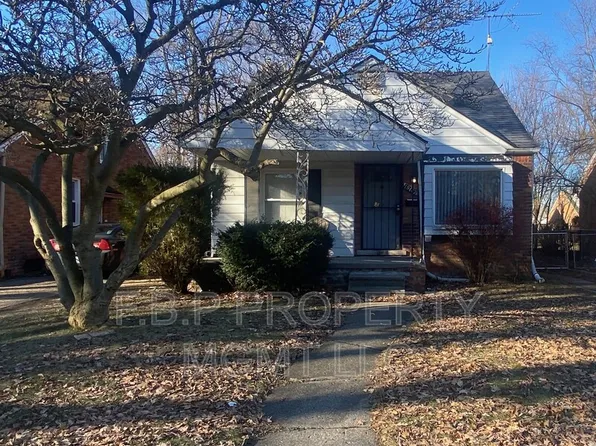 19447 Huntington Rd, Detroit, MI 48219
