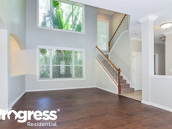 5th image of 10605 Drayton Ct