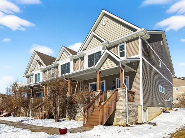 6373 Wistful Vista Dr, West Des Moines, IA 50266