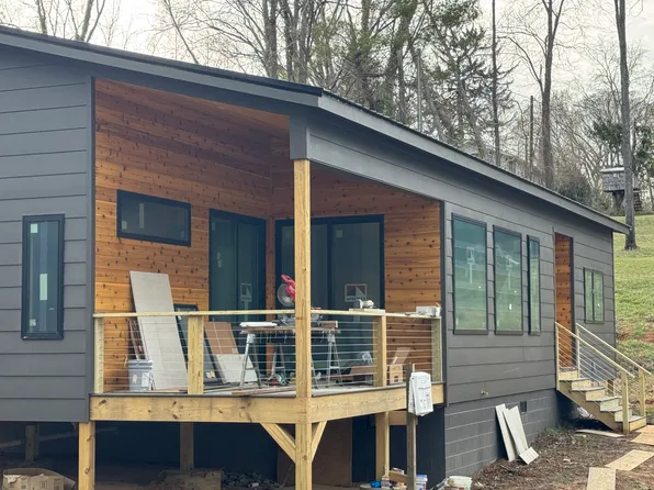 27 Avon Rd, Asheville, NC 28805