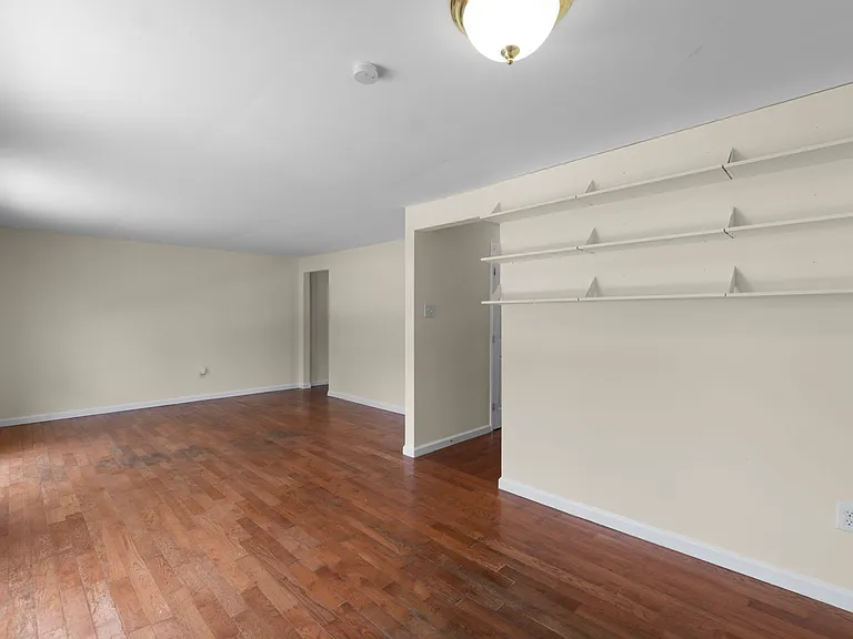 10289 Daystar Ct — Photo 10