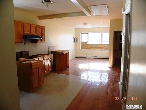 2nd image of 89 Hemlock St