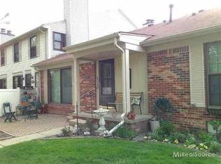 38638 Golfview Dr, Clinton Township, MI 48038