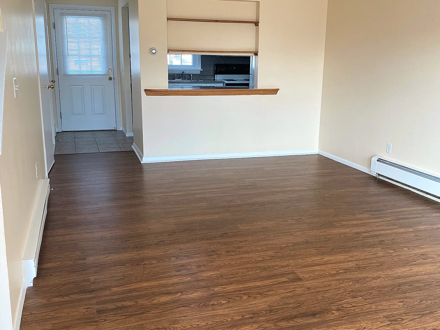 West Hill Apartments — Photo 2