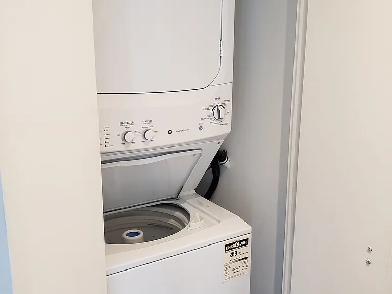170 Fort York Blvd #1403 — Photo 8