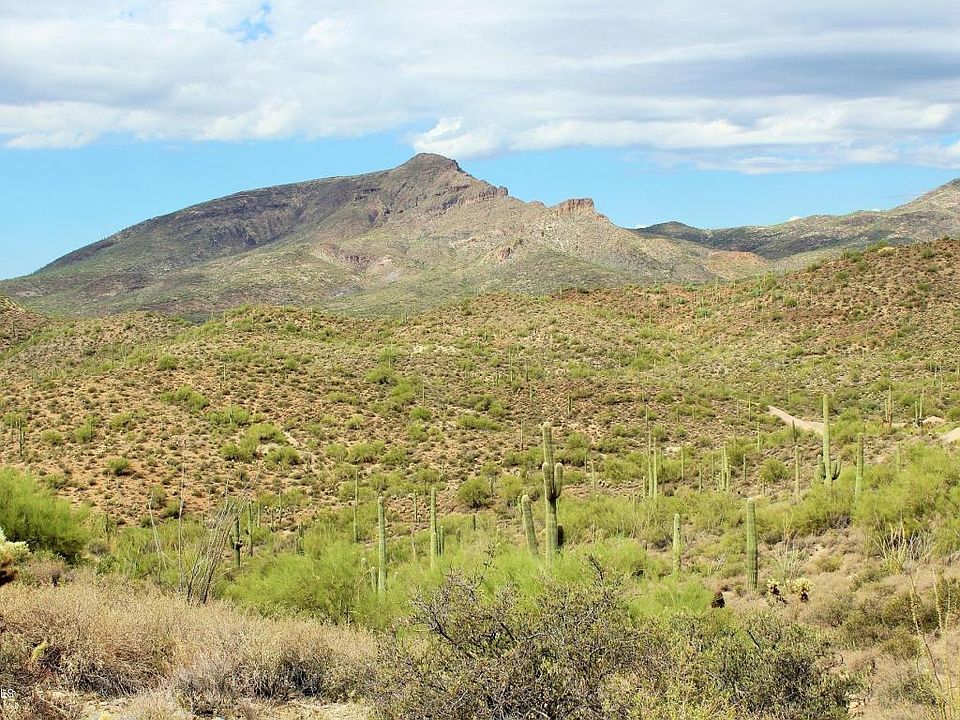 2nd image of 45043 N Cottonwood Canyon Rd